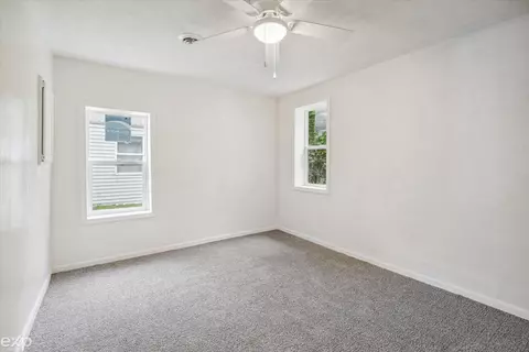 3221 E Hemphill, Burton, MI 48529 photo 9
