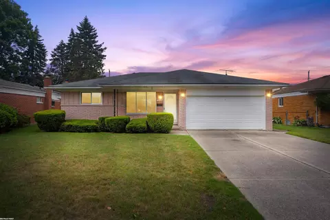 13050 Cloverlawn, Sterling Heights, MI 48312
