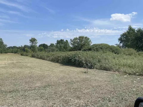 60730 Place, Lenox, MI 48048