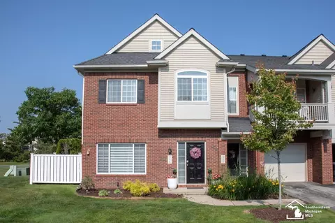 23063 Fairlane, Woodhaven, MI 48183