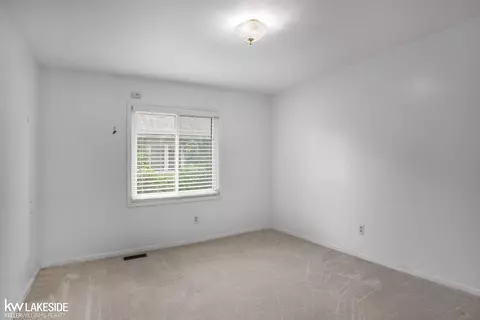 53743 Springhill Meadows Dr, Macomb, MI 48042 photo 18