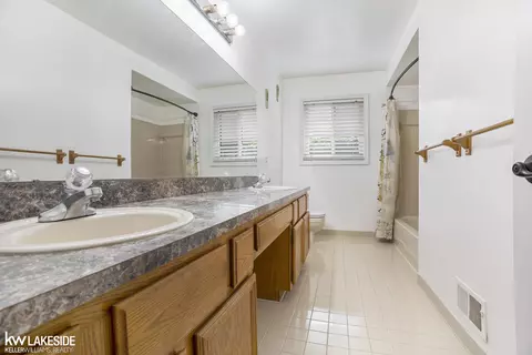53743 Springhill Meadows Dr, Macomb, MI 48042 photo 19