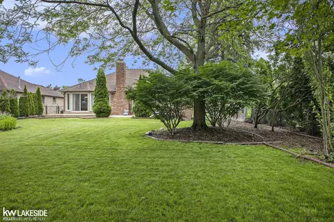 53743 Springhill Meadows Dr, Macomb, MI 48042 photo 24
