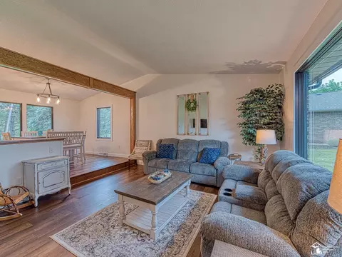 2635 N Custer, Monroe, MI 48162 photo 9