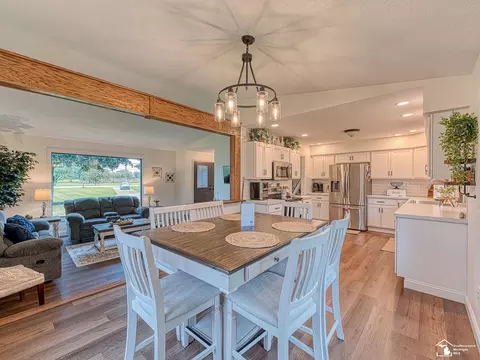 2635 N Custer, Monroe, MI 48162 photo 7