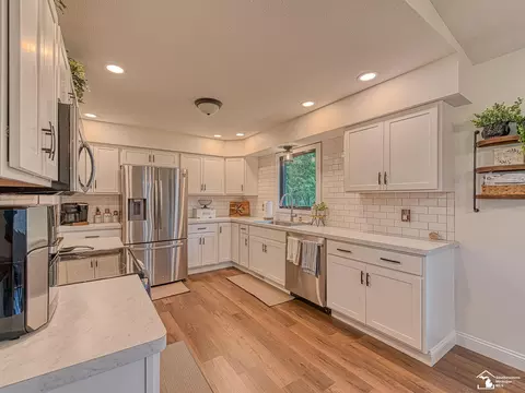2635 N Custer, Monroe, MI 48162 photo 4