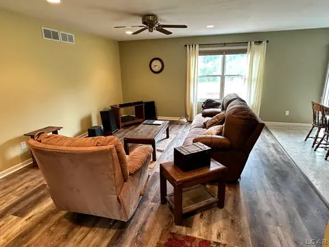 800 Huron St, Tecumseh, MI 49286 photo 11