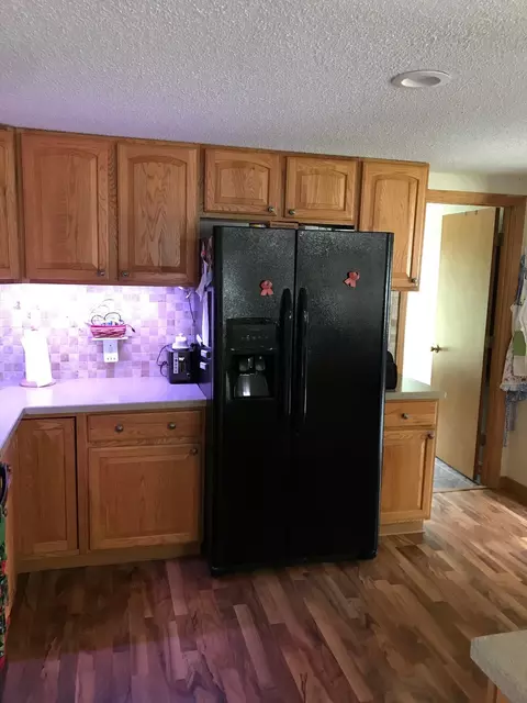 312 E 7th, Clare, MI 48617 photo 5