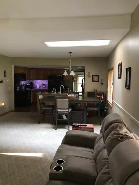 312 E 7th, Clare, MI 48617 photo 10