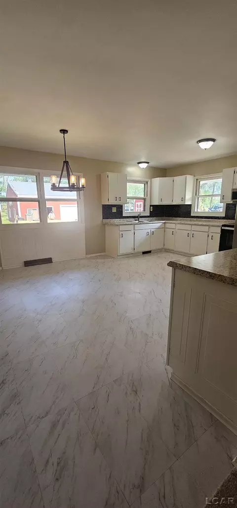 9355 Lee Rd, Jackson, MI 49201 photo 21