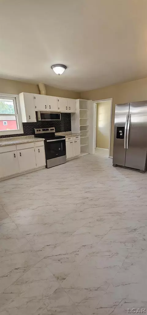 9355 Lee Rd, Jackson, MI 49201 photo 22