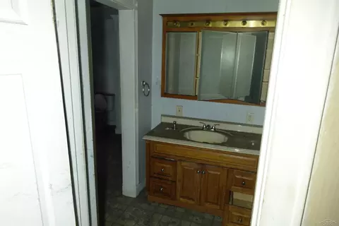 1599 Houran, Flint, MI 48532 photo 5