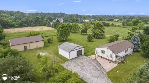 4244 S Irish, Davison, MI 48423