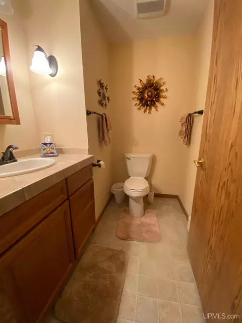 3671 13th, Escanaba, MI 49829 photo 15