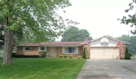 3155 Haberland Dr, Bay City, MI 48706