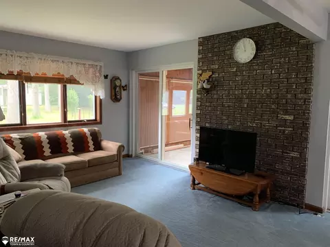 12469 Bell Rd, Burt, MI 48417 photo 7