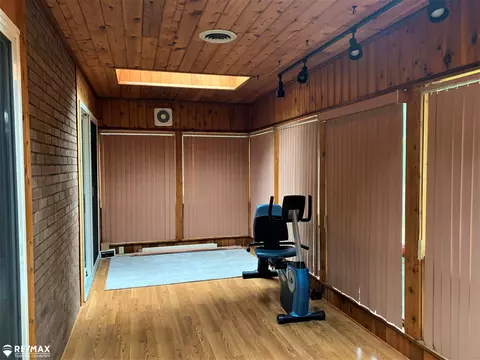 12469 Bell Rd, Burt, MI 48417 photo 26