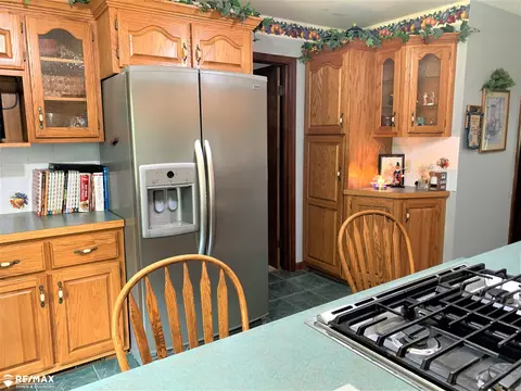 12469 Bell Rd, Burt, MI 48417 photo 6