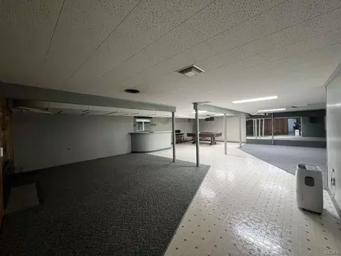 773 Harkness, Adrian, MI 49221 photo 27