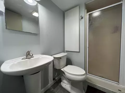 773 Harkness, Adrian, MI 49221 photo 12