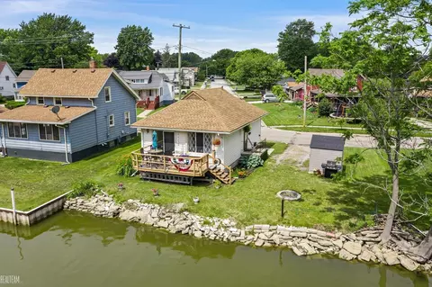 191 S Belle Riv, Marine City, MI 48039