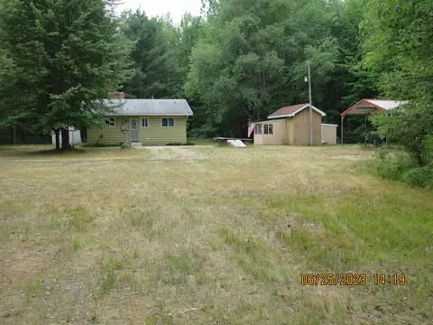 403 E South, Lake, MI 48632