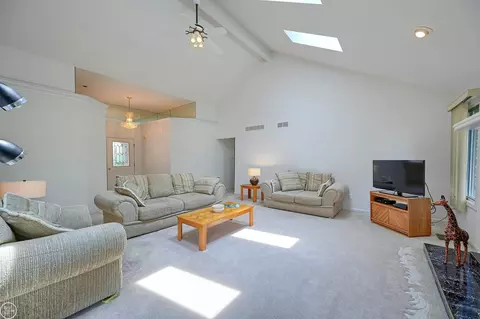 48813 Jefferson, Macomb, MI 48044 photo 9