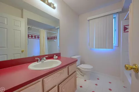48813 Jefferson, Macomb, MI 48044 photo 28