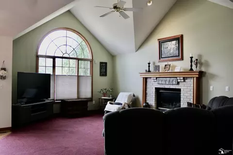 1081 Cumberland, Temperance, MI 48182 photo 3