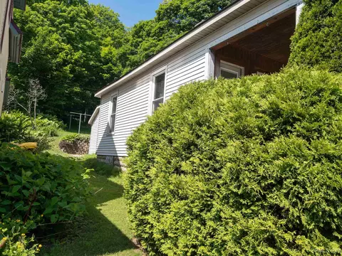 905 W Superior, Munising, MI 49862 photo 18