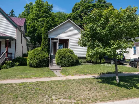 905 W Superior, Munising, MI 49862 photo 20