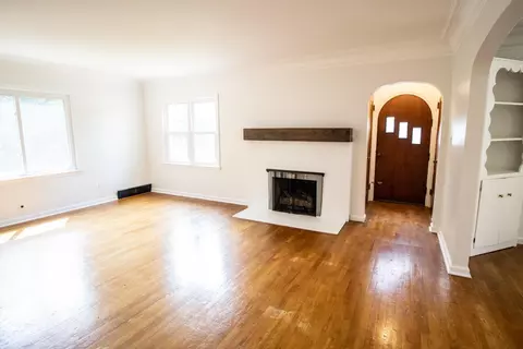 523 E Vienna, Clio, MI 48420 photo 3