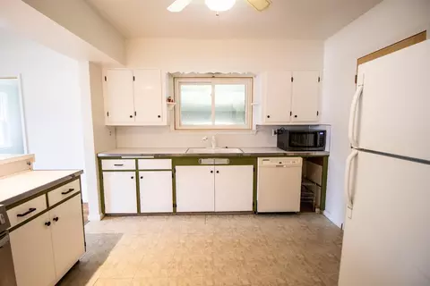 523 E Vienna, Clio, MI 48420 photo 16