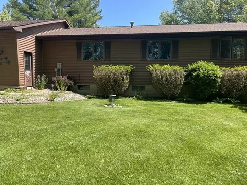4508 Banbury, Gladwin, MI 48624 photo 2