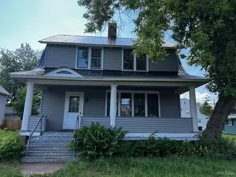305 N Lk, Ironwood, MI 49938