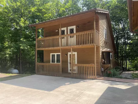 n10800 Powderville Road, Bessemer, MI 49911