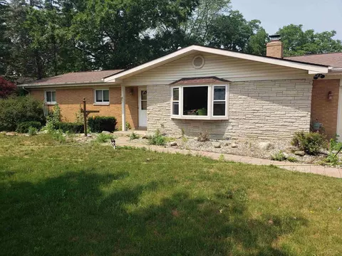 9220 East, Burt, MI 48417