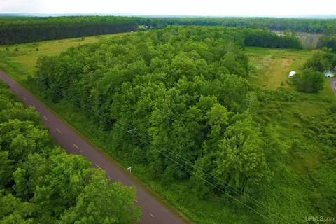 Tbd Pike, Chassell, MI 49916