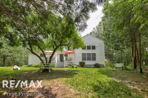 4600 Phelps Lk, Silverwood, MI 48760