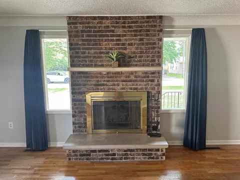 255 E Maple, Montrose, MI 48457 photo 7