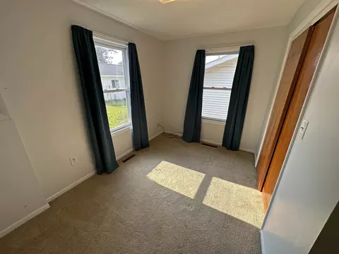 255 E Maple, Montrose, MI 48457 photo 14