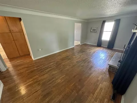 255 E Maple, Montrose, MI 48457 photo 8
