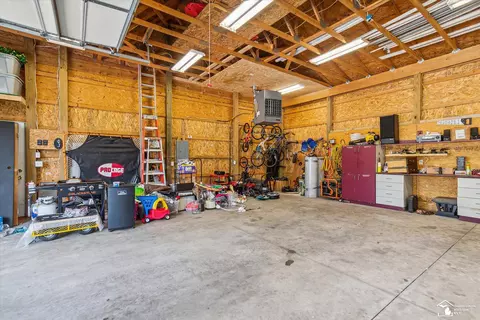 221 E Temperance Rd, Temperance, MI 48182 photo 53