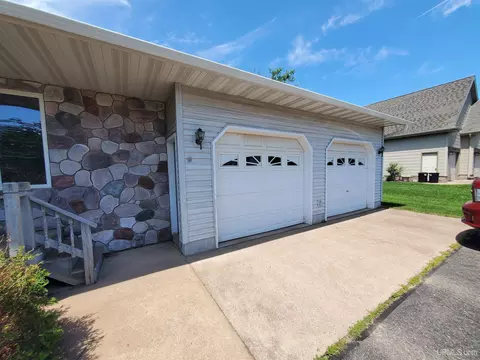 230 Aspen, Ishpeming, MI 49849 photo 2