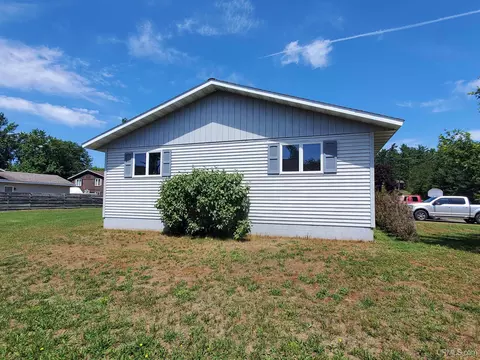 230 Aspen, Ishpeming, MI 49849 photo 5