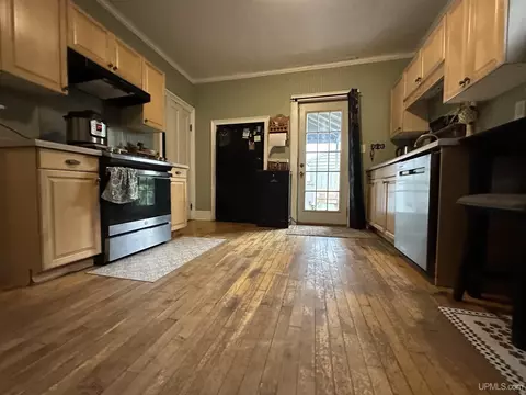 350 S Pne, Ishpeming, MI 49849 photo 14