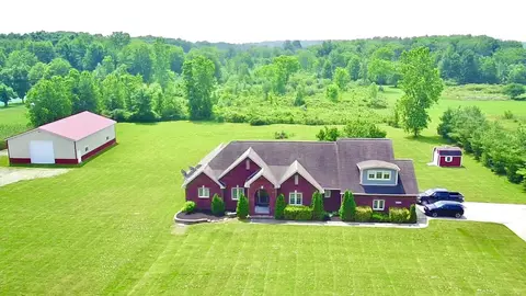 25700 Hagen Rd, Chesterfield, MI 48051