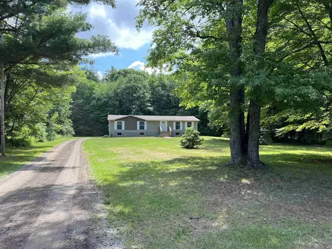 12897 Hawkins, Burt, MI 48417