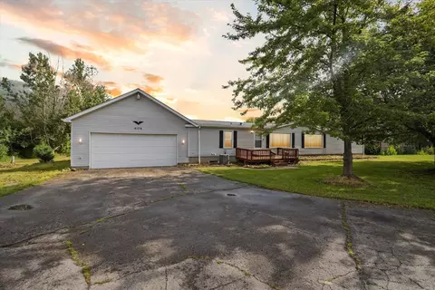 4176 Grand Blanc Rd, Swartz Creek, MI 48473