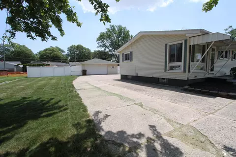 893 Patterson, Monroe, MI 48161 photo 4